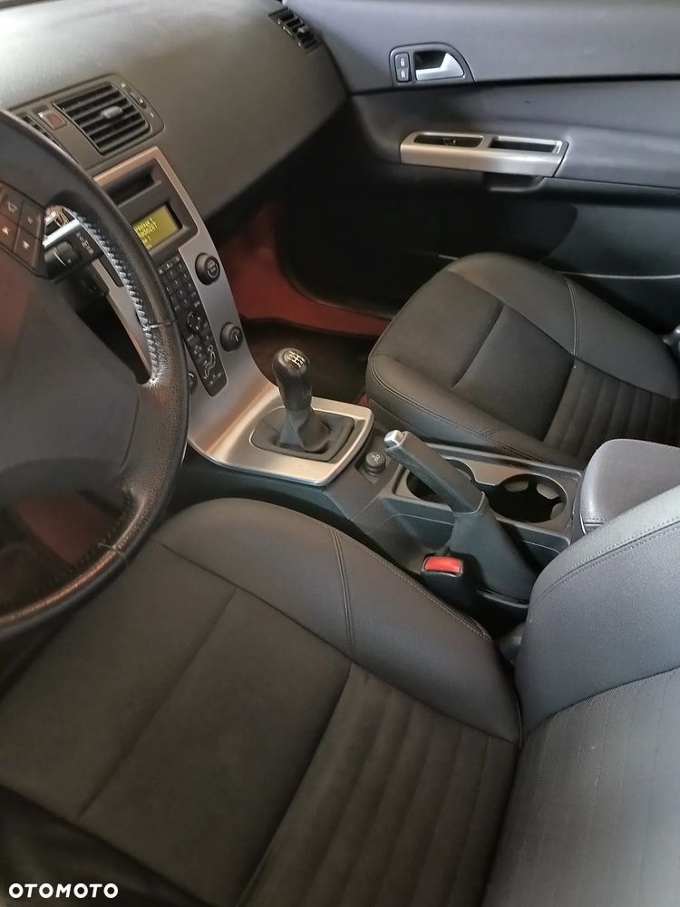Volvo C30 1.6D - 12