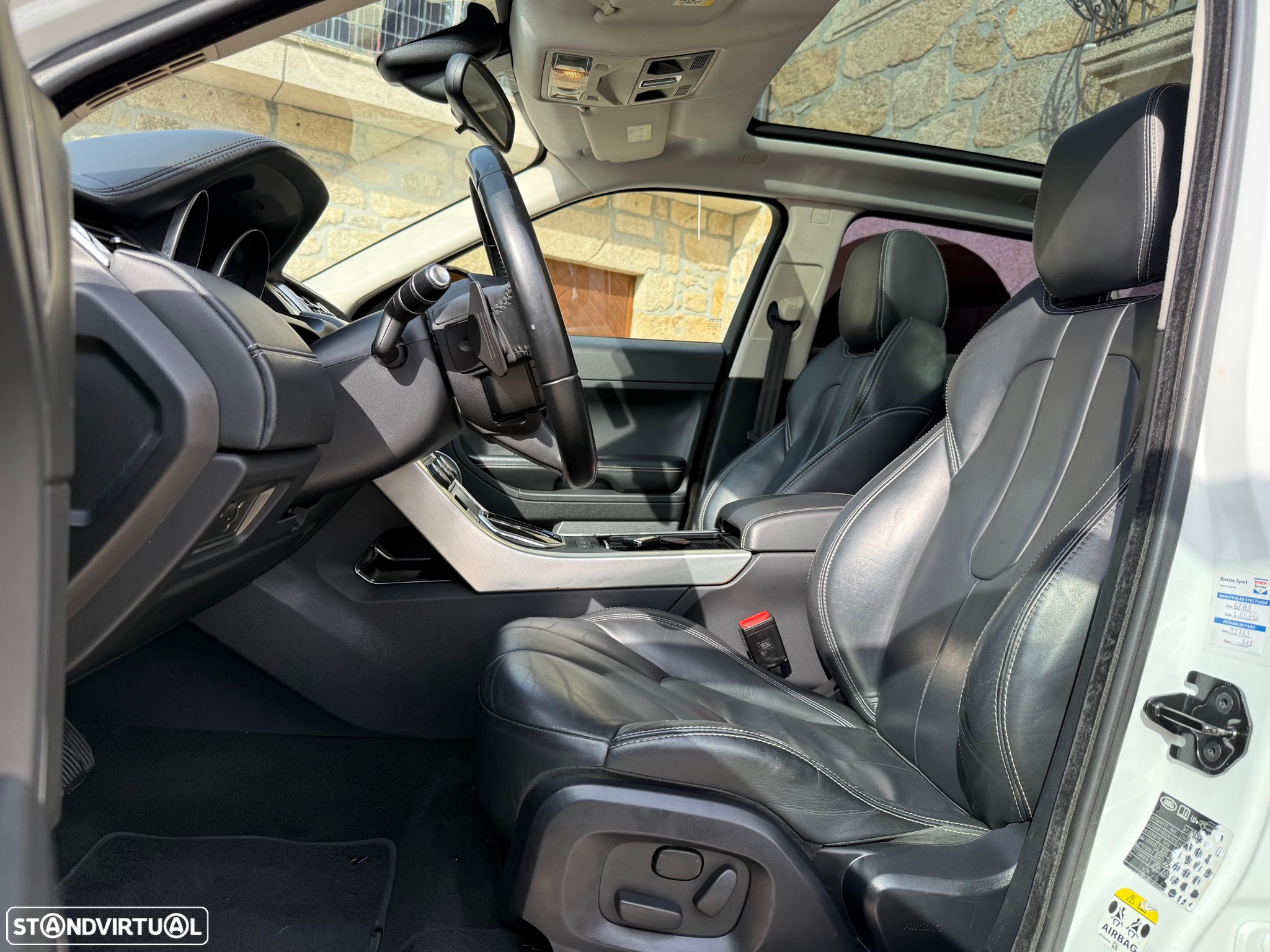 Land Rover Range Rover Evoque 2.2 SD4 Prestige Auto - 9