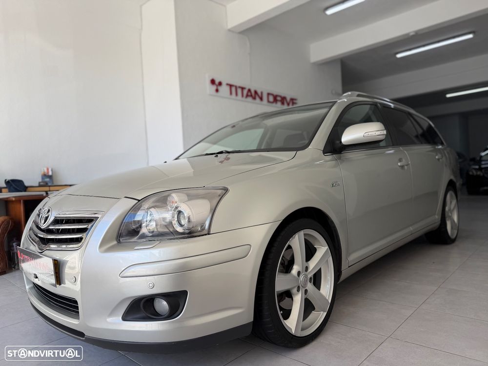 Toyota Avensis SW 2.2 D-CAT Sol+GPS - 1