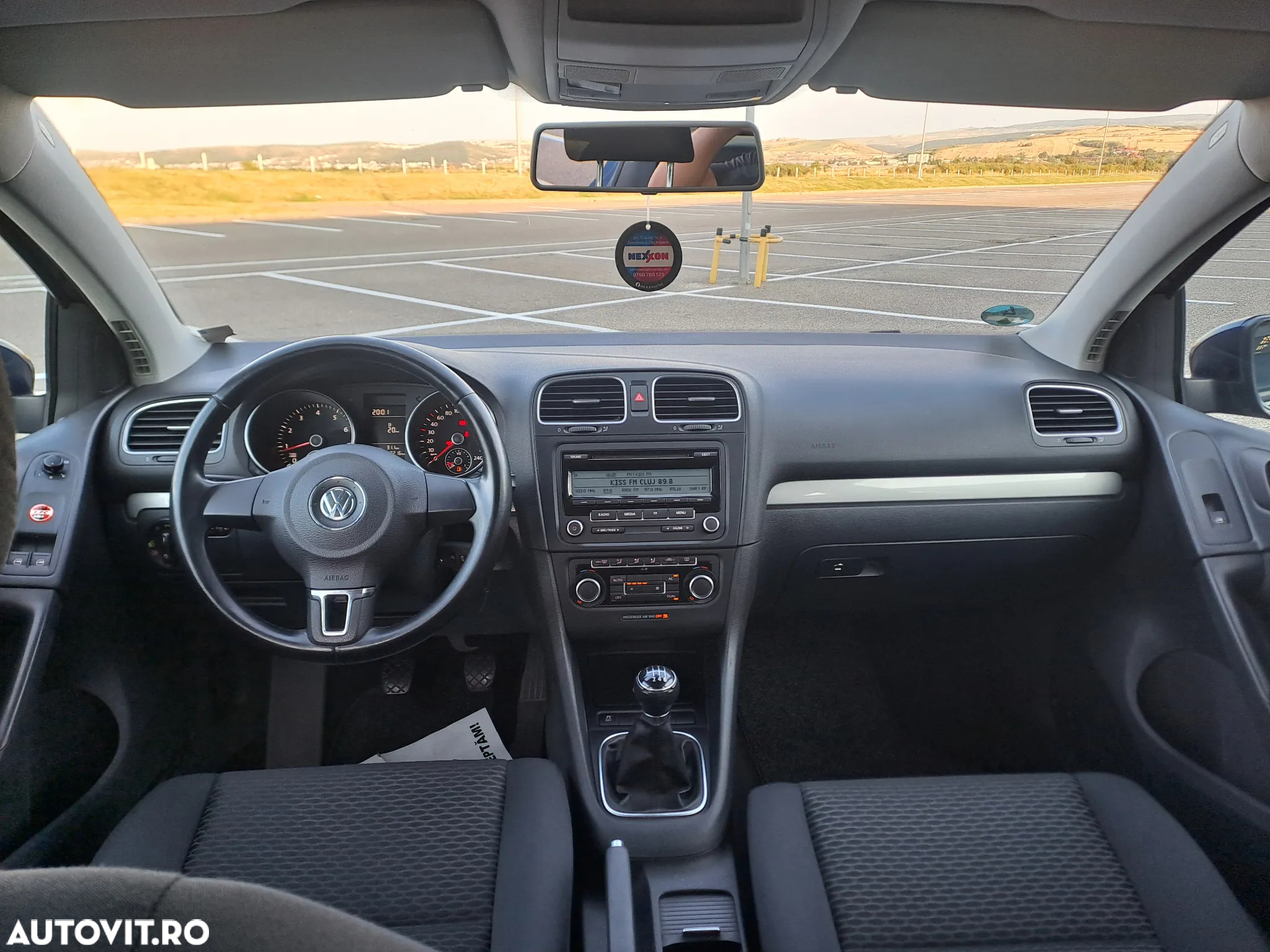 Volkswagen Golf 1.2 TSI BlueMotion Technology Comfortline - 4