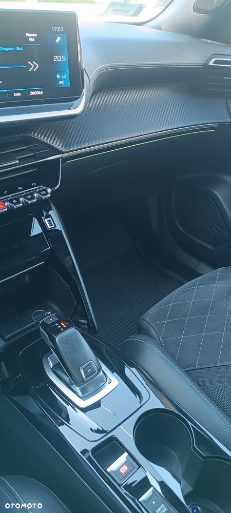 Peugeot 2008 - 7