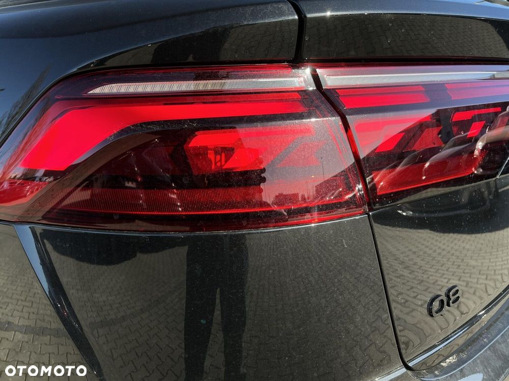 Audi Q8 - 18