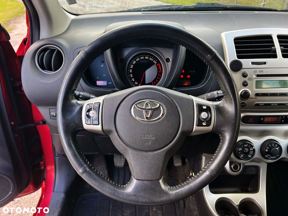 Toyota Urban Cruiser 1.33 Luna - 18