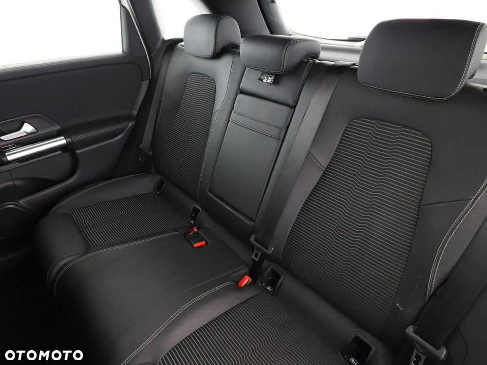 Mercedes-Benz Klasa B 250 7G-DCT Progressive - 18