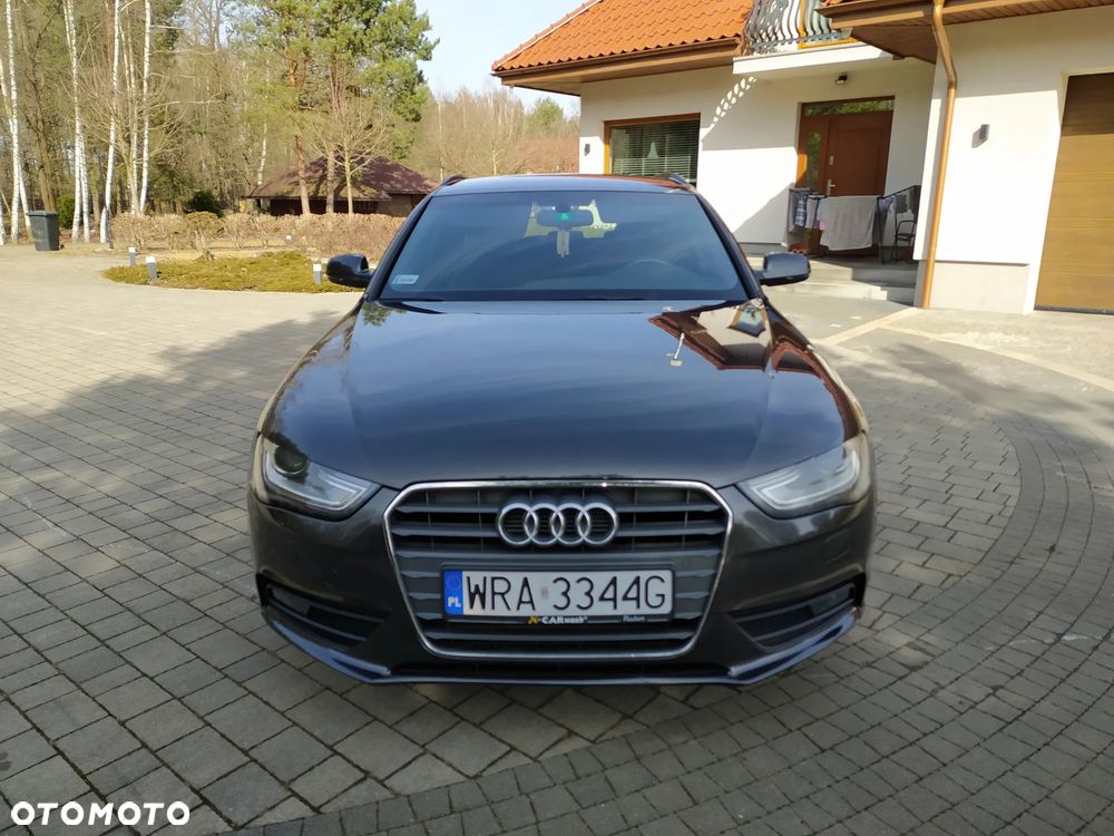 Audi A4 Avant 2.0 TDI e DPF S line Sportpaket - 2
