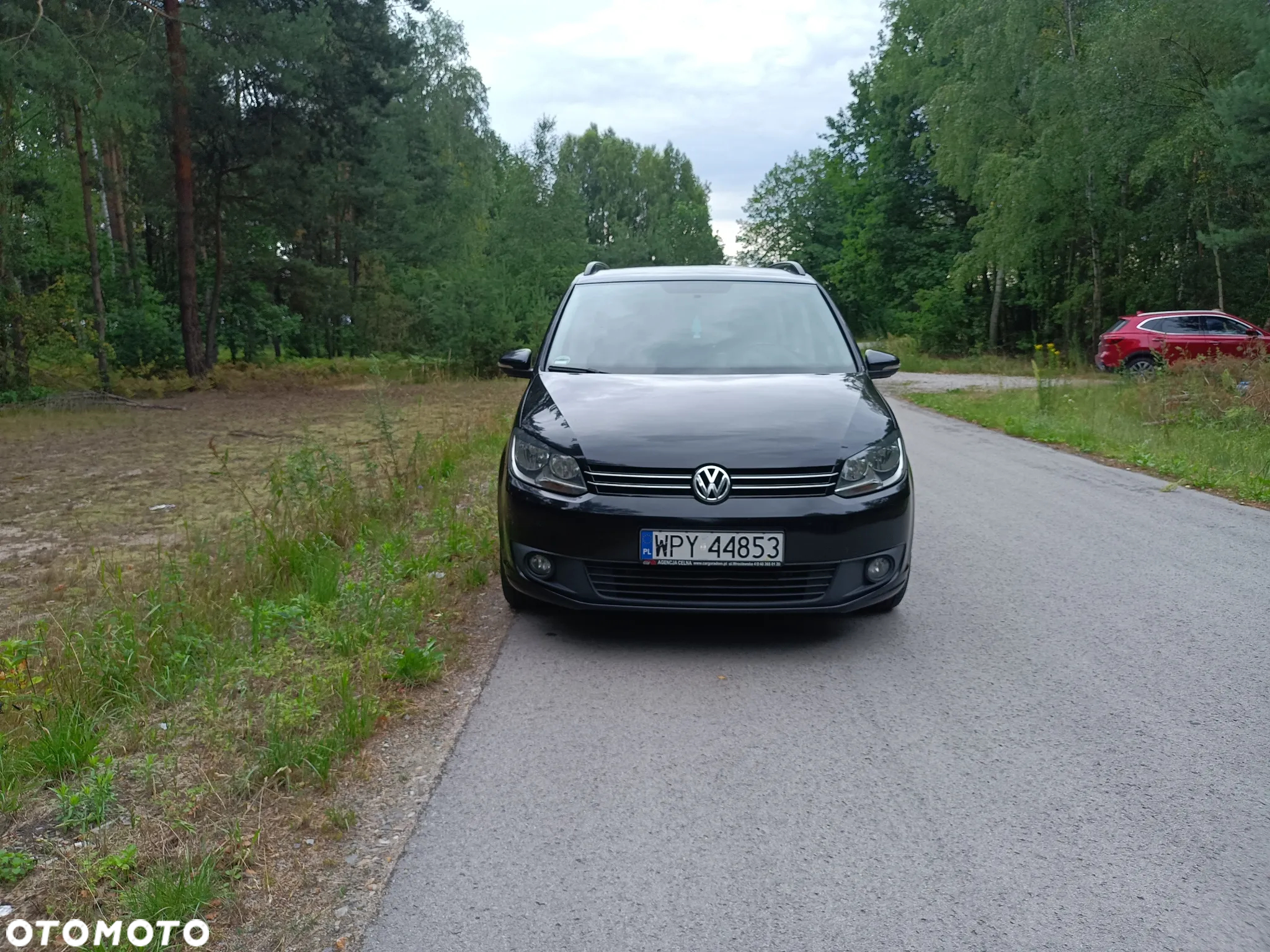 Volkswagen Touran 1.6 TDI DPF BlueMot Comfortline - 2