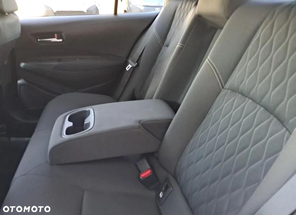 Toyota Corolla 1.8 Hybrid Comfort - 11