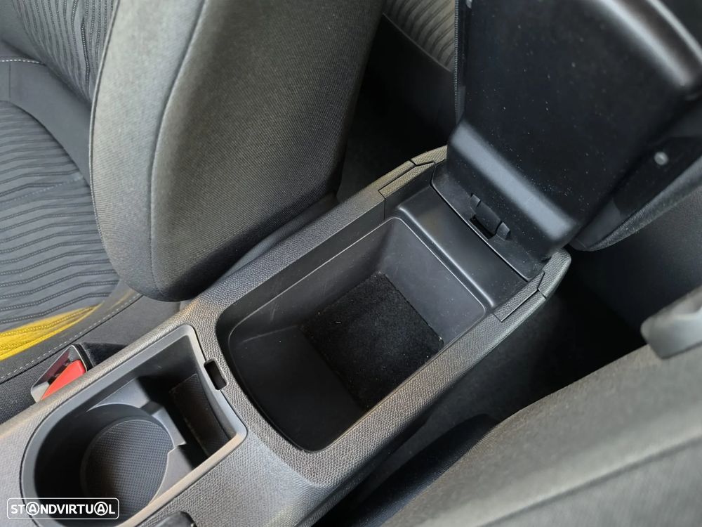 Peugeot 308 1.6 e-HDi Active - 45