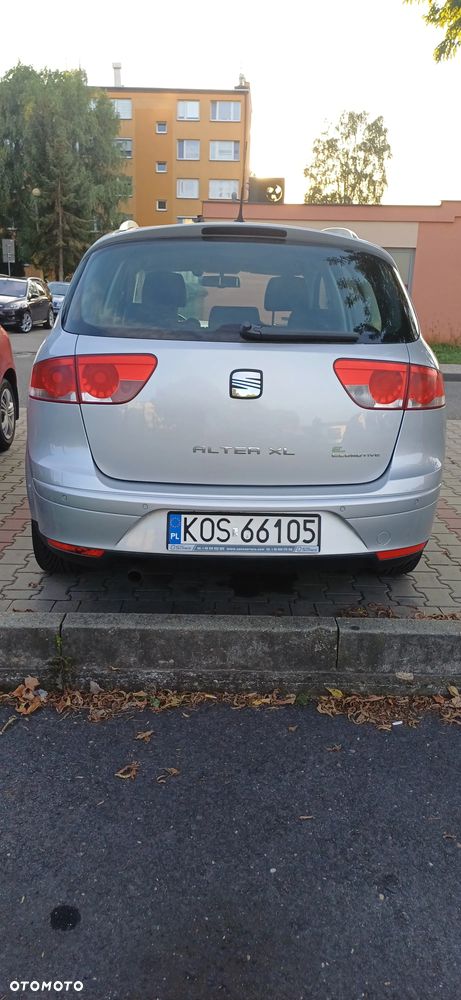 Seat Altea XL 1.6 TDI DPF CR Ecomotive Reference Copa - 4