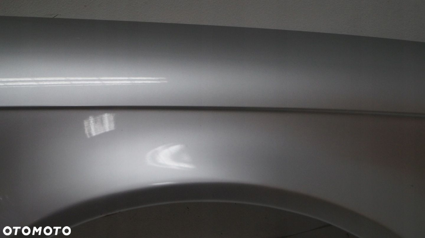 BŁOTNIK PRZEDNI PRAWY AUDI A4 B7 2005 - 4