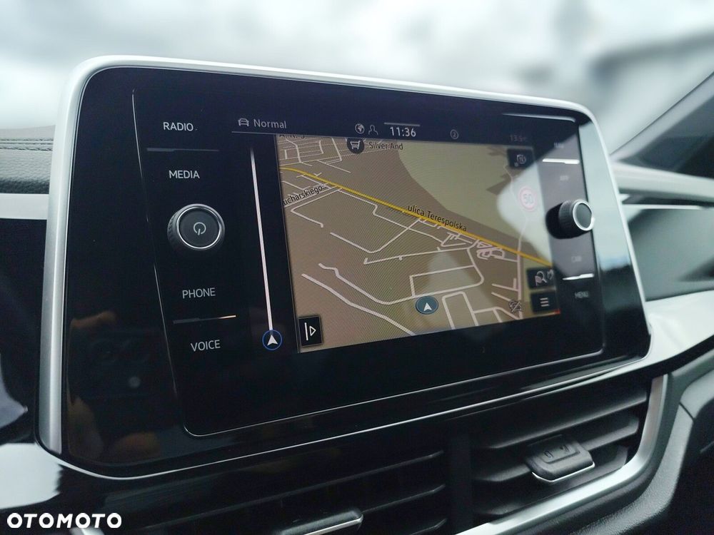 Volkswagen T-Roc 1.5 TSI R-Line DSG - 29