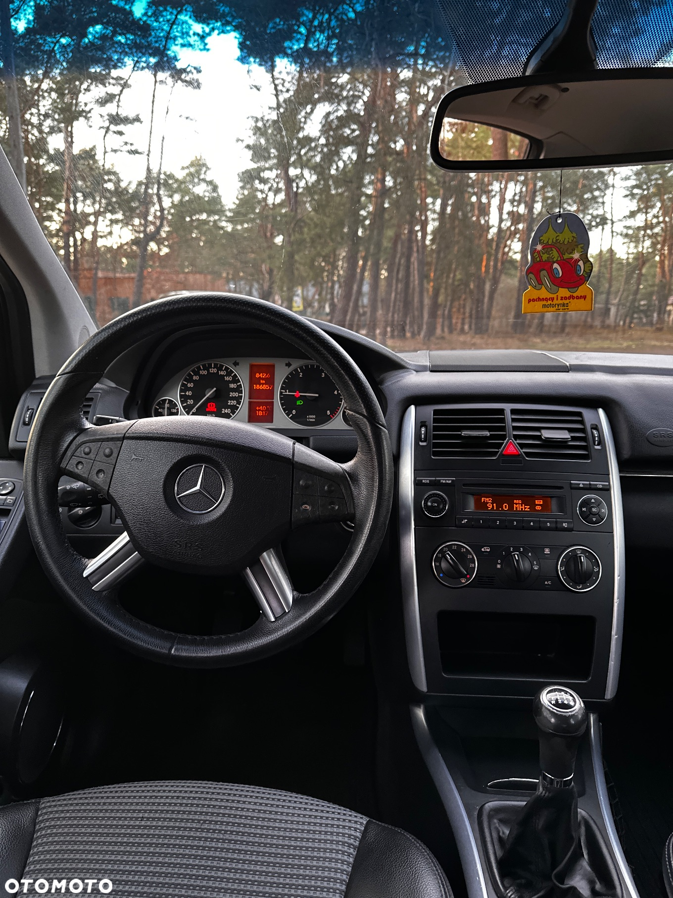 Mercedes-Benz Klasa B 200 CDI - 29