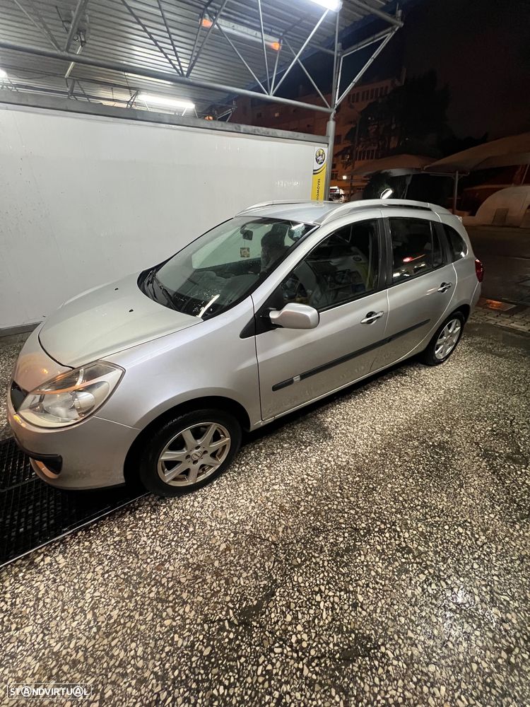 Renault Clio Sport Tourer - 3