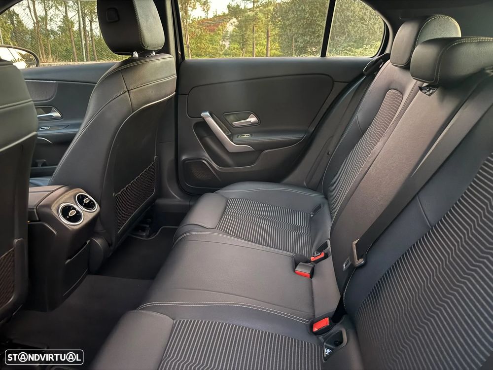 Mercedes-Benz A 180 d Style Plus - 16
