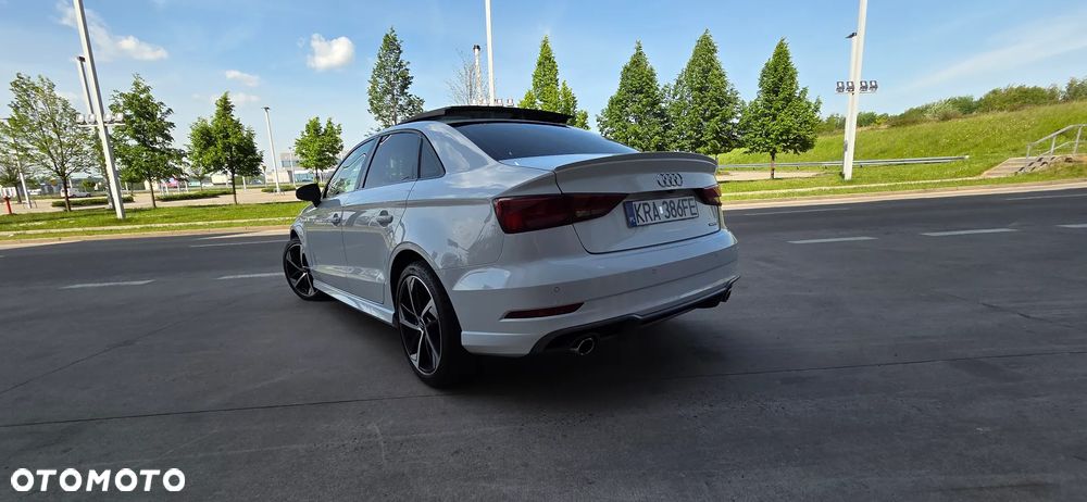 Audi A3 Limousine 40 TFSI quattro S tronic S line - 4
