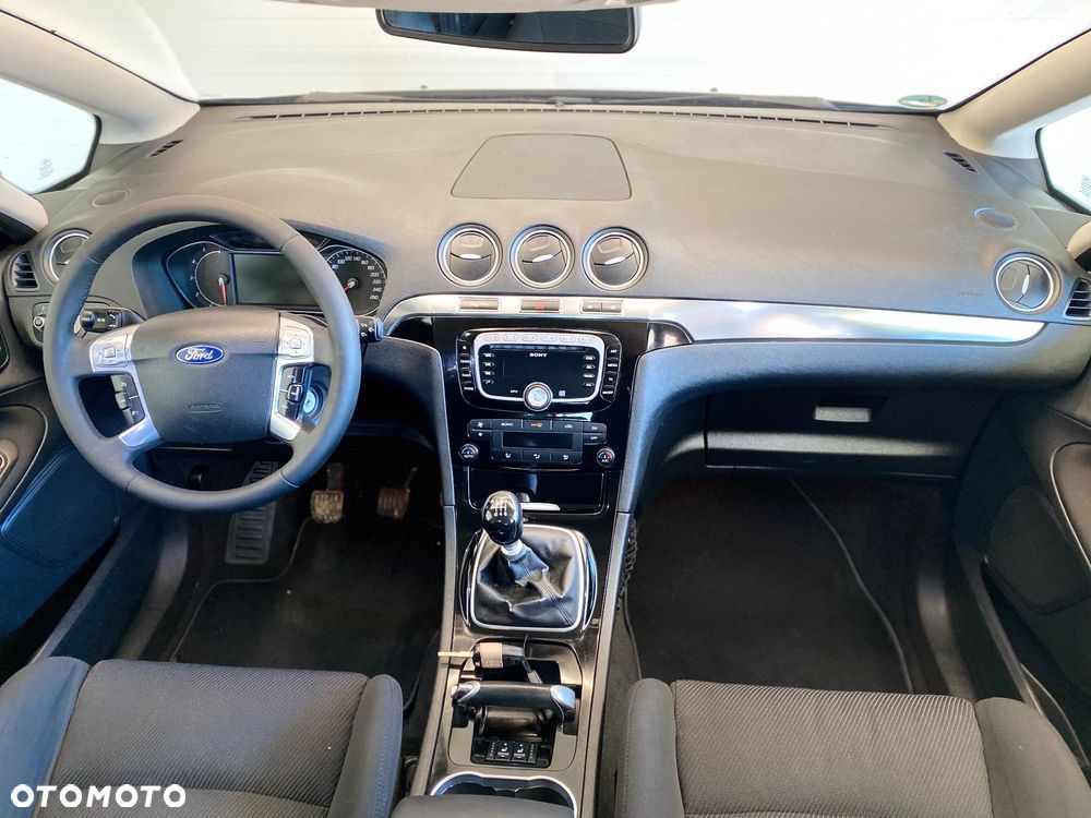 Ford S-Max 2.0 TDCi Trend - 11