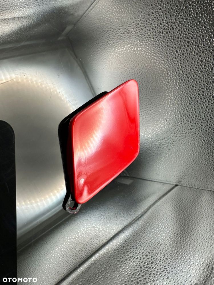 ZAŚLEPKA HAK / HOL TYŁ VOLVO C30 LIFT KOLORY - 11