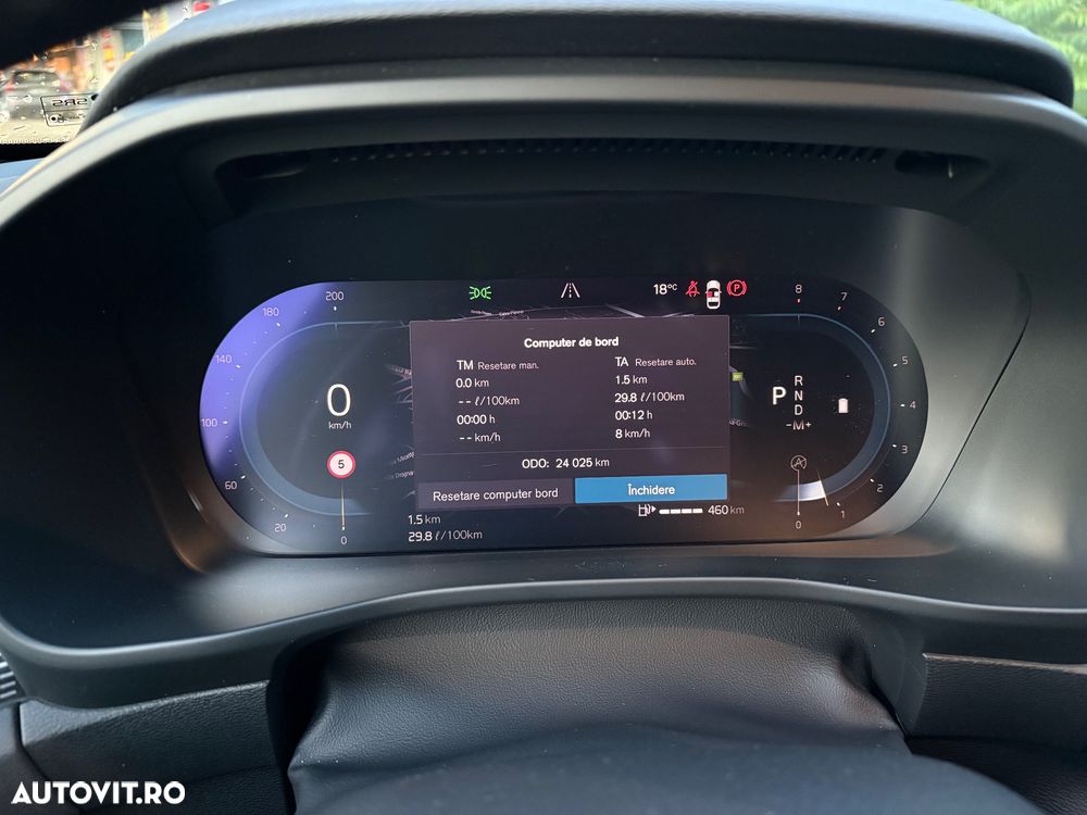 Volvo XC 40 B4 AT8 AWD Mild Hybrid R-Design - 30