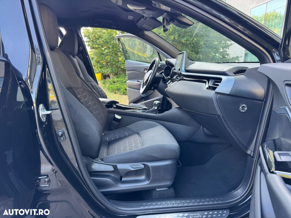 Toyota C-HR - 22