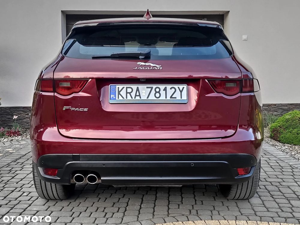 Jaguar F-Pace - 6
