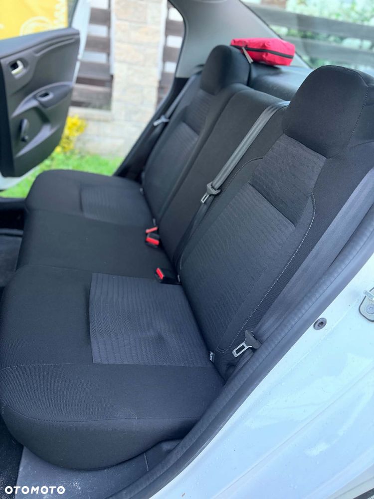 Peugeot 301 1.6 VTi Allure - 6