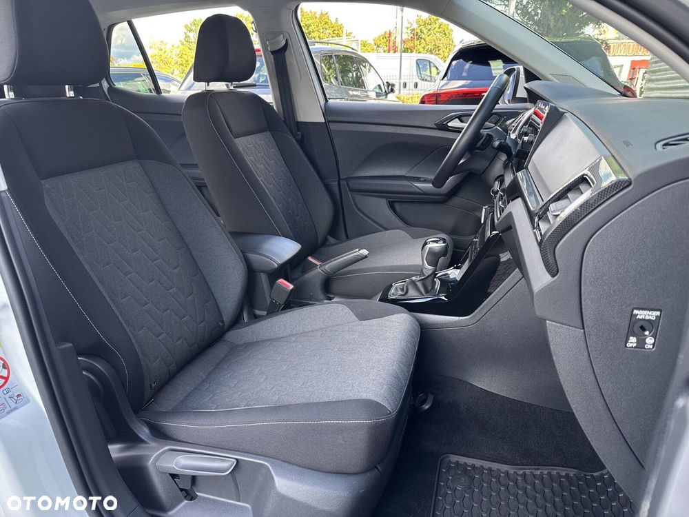 Volkswagen T-Cross - 11
