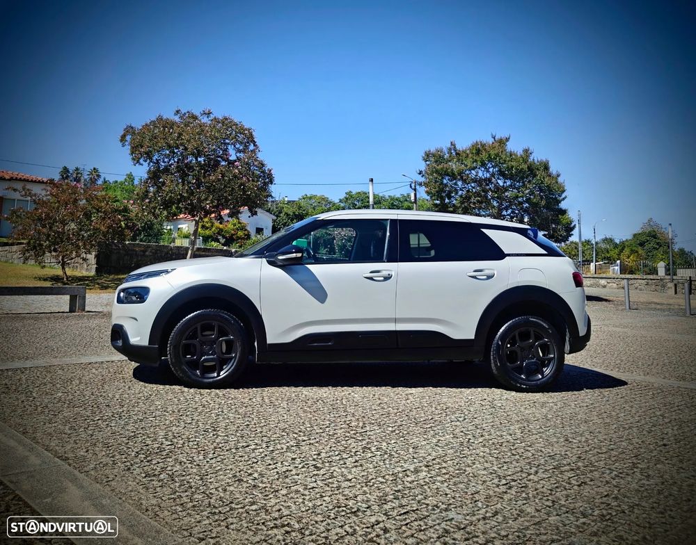 Citroën C4 Cactus 1.2 PureTech Shine - 18