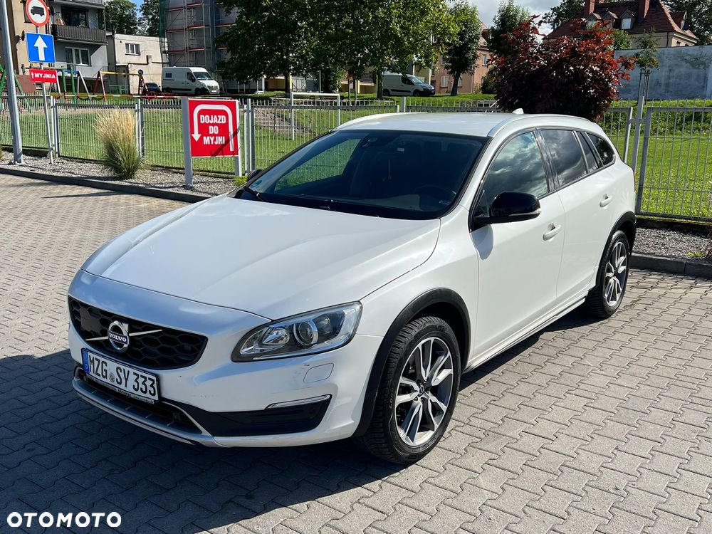 Volvo V60 D3 Geartronic Summum - 6