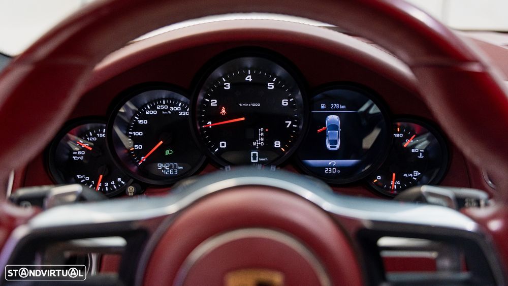 Porsche 911 (991) - 27