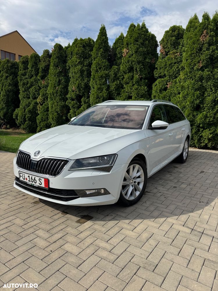 Skoda Superb 2.0 TDI DSG Premium Edition - 1