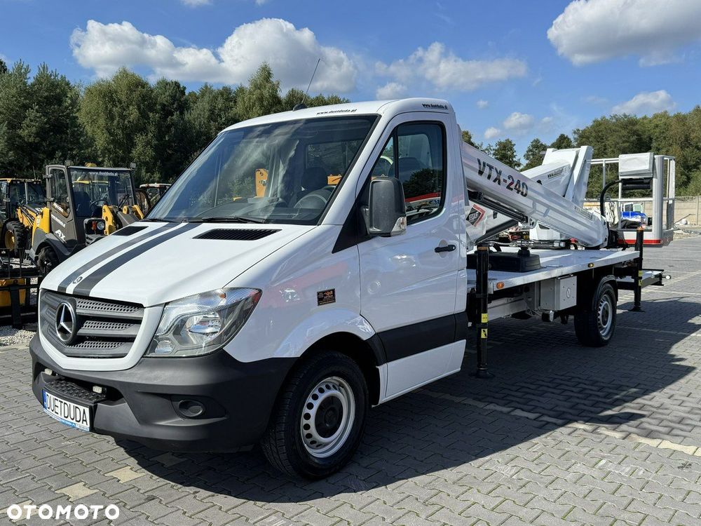 Mercedes-Benz Sprinter Zwyżka Podnośnik Koszowy VERSALIFT VTX-240 UDT - 6