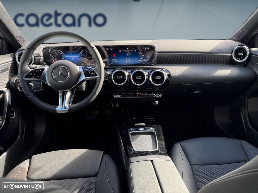 Mercedes-Benz A 250 e - 13