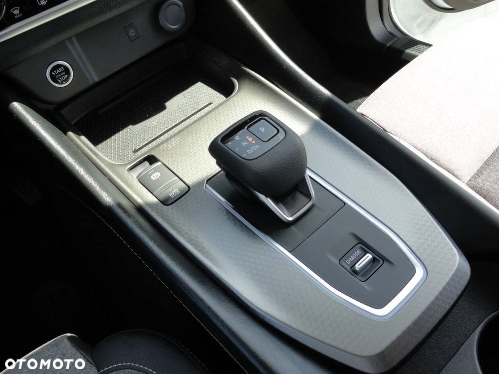 Nissan Qashqai 1.3 DIG-T MHEV Xtronic N-Connecta - 15