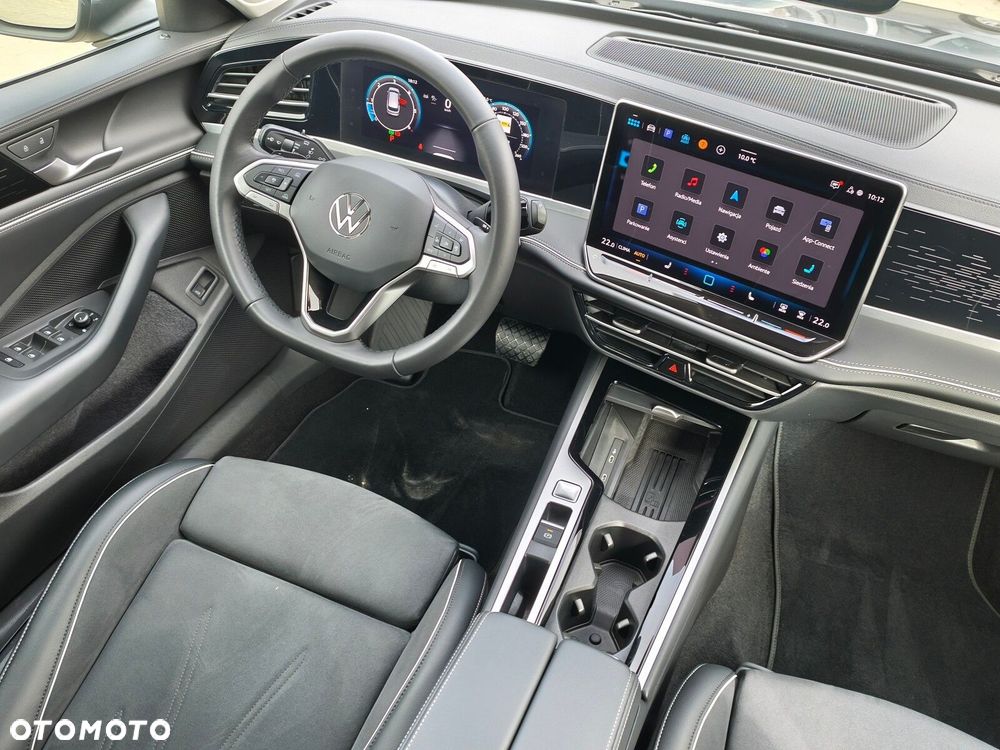 Volkswagen Passat - 20