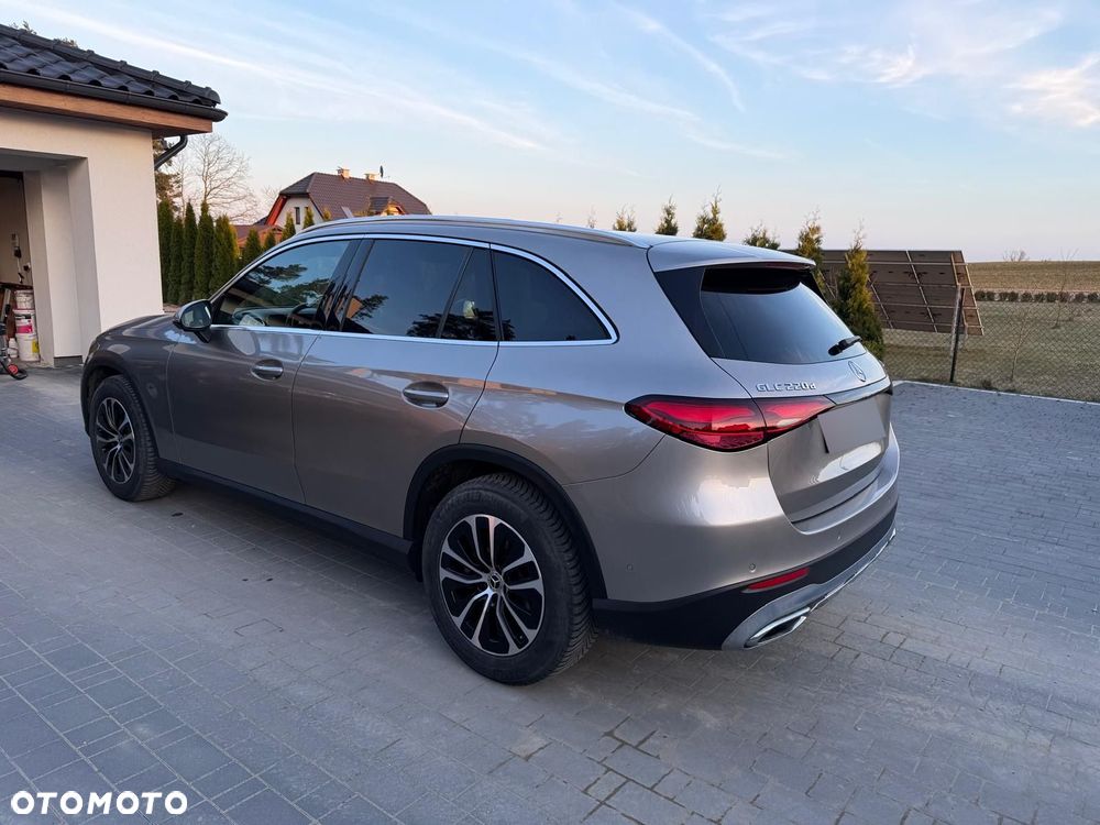 Mercedes-Benz GLC 220 d 4Matic 9G-TRONIC Edition Avantgarde - 8