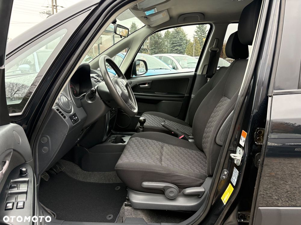 Suzuki SX4 1.6 GLX / Comfort - 22