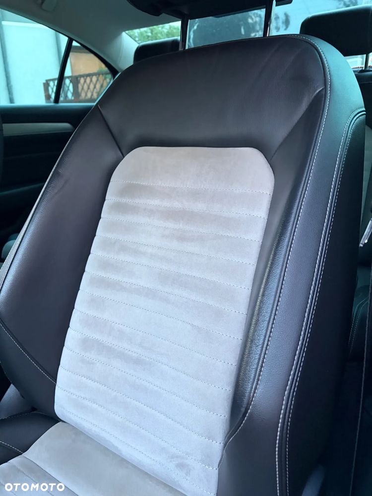 Volkswagen Passat 2.0 TSI BMT Highline DSG - 12