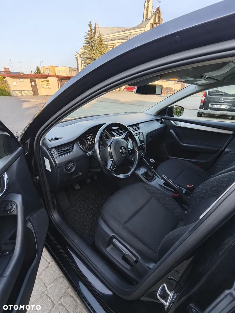 Skoda Octavia 1.6 TDI Active - 12
