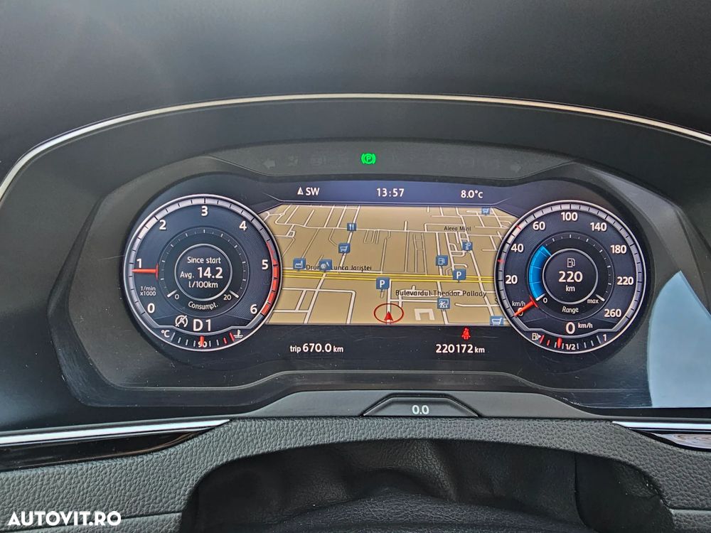 Volkswagen Passat - 12