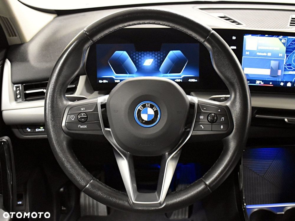 BMW iX1 eDrive20 66.5kWh - 16