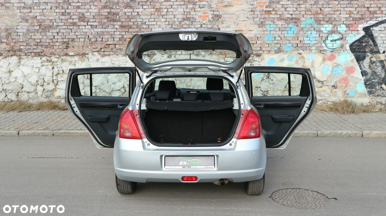 Suzuki Swift - 15
