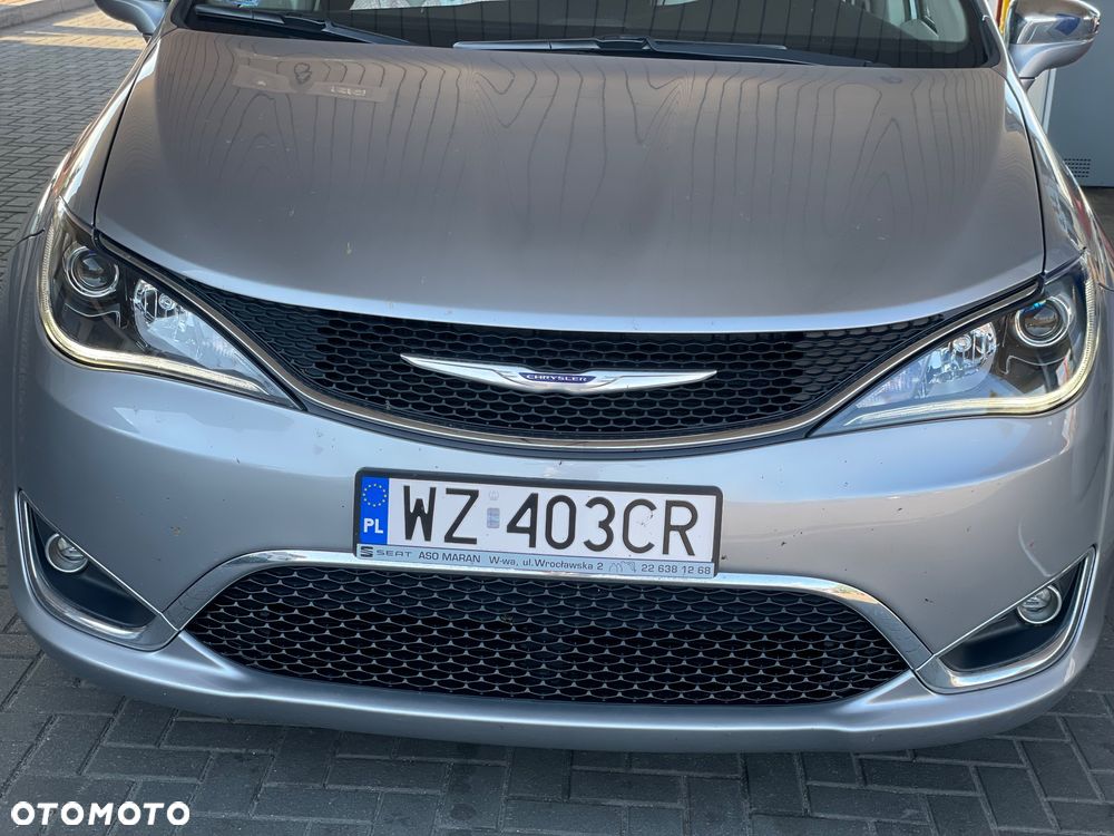 Chrysler Pacifica - 24