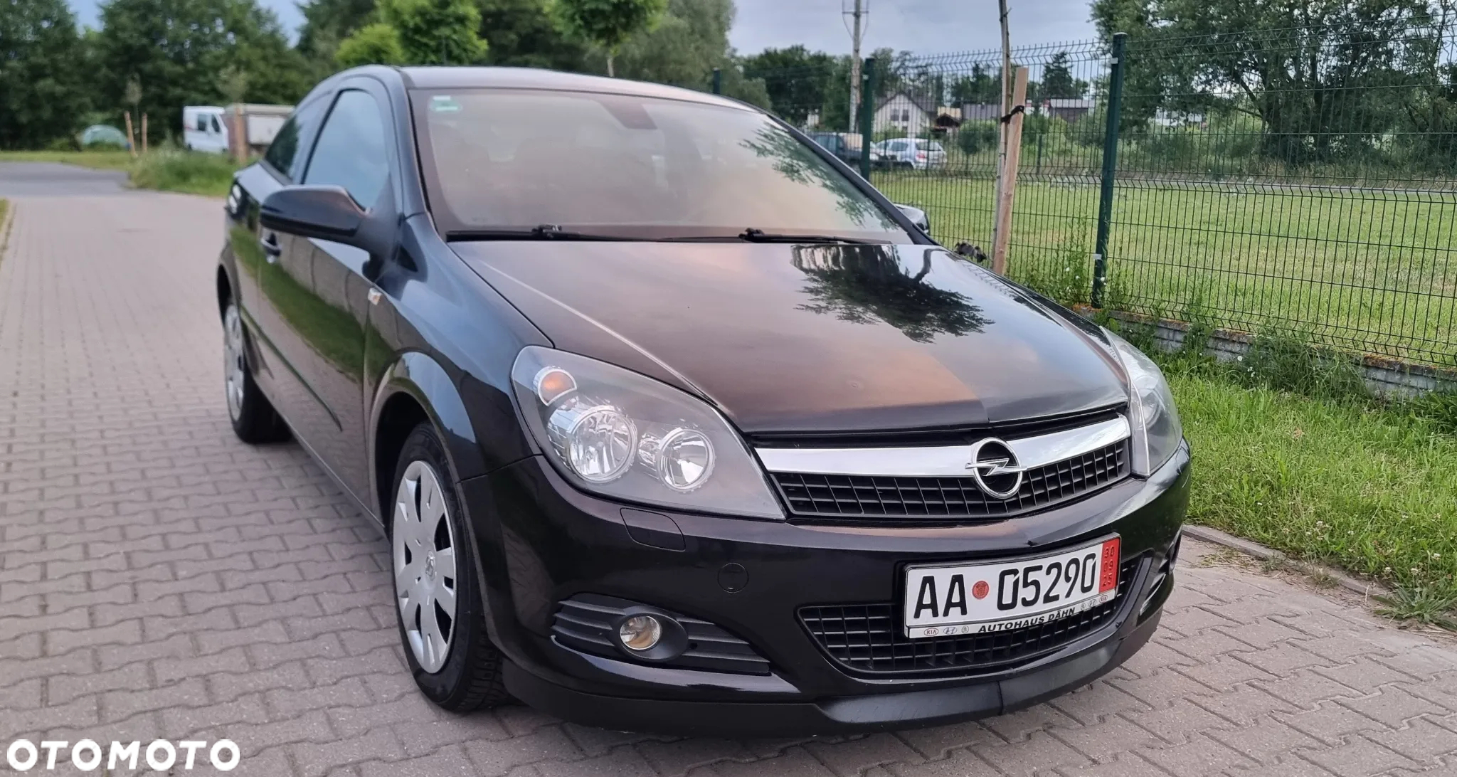 Opel Astra GTC 1.6 - 3