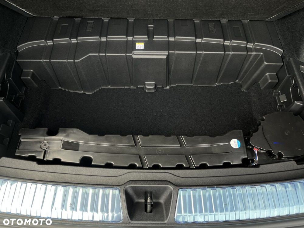 Audi Q5 Sportback - 16