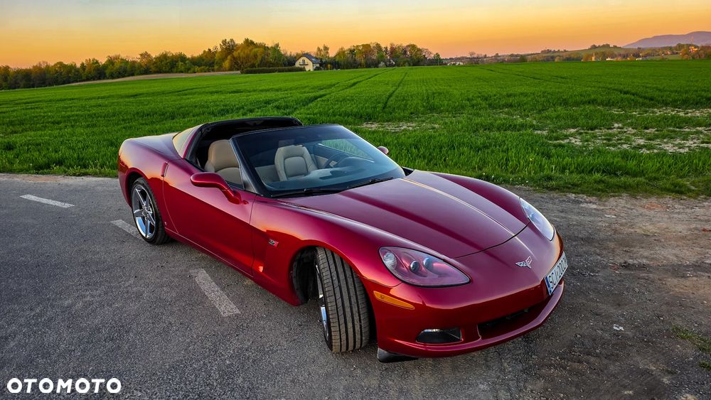 Chevrolet Corvette - 13