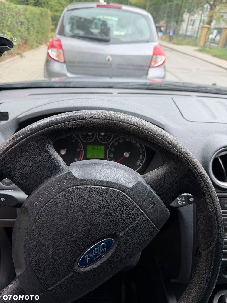 Ford Fusion 1.4 TDCi Ambiente - 21