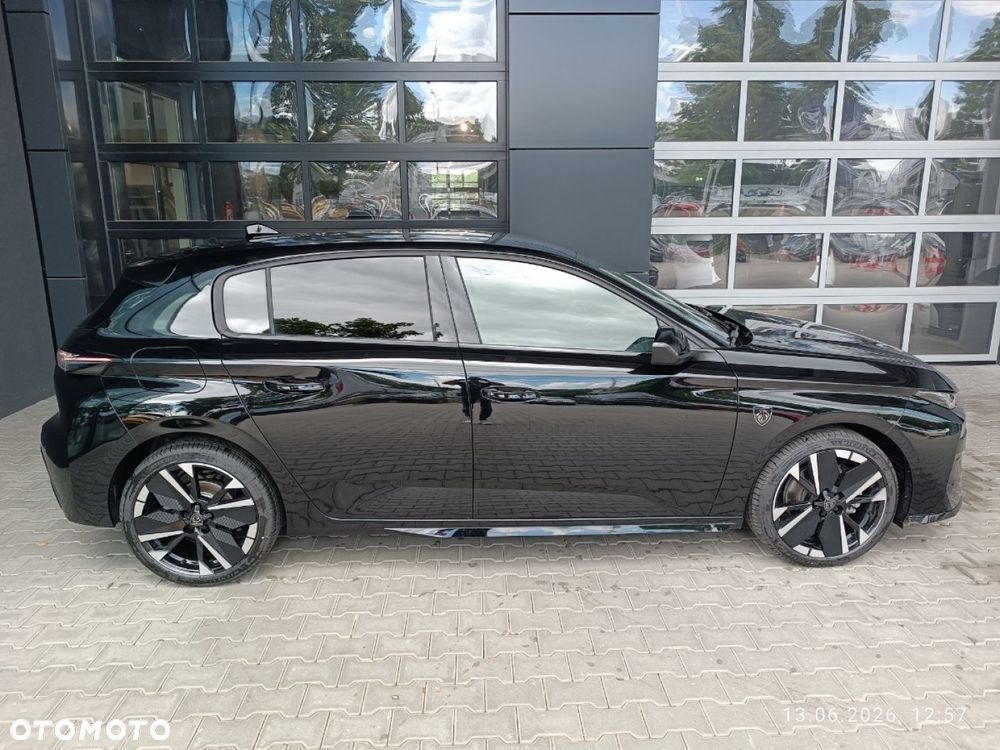 Peugeot 308 - 8