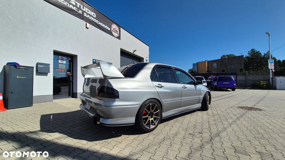 Mitsubishi Lancer Evolution - 2