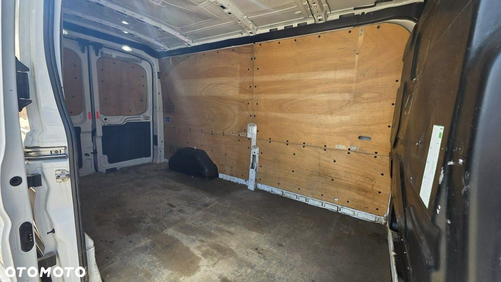 Ford Transit - 20