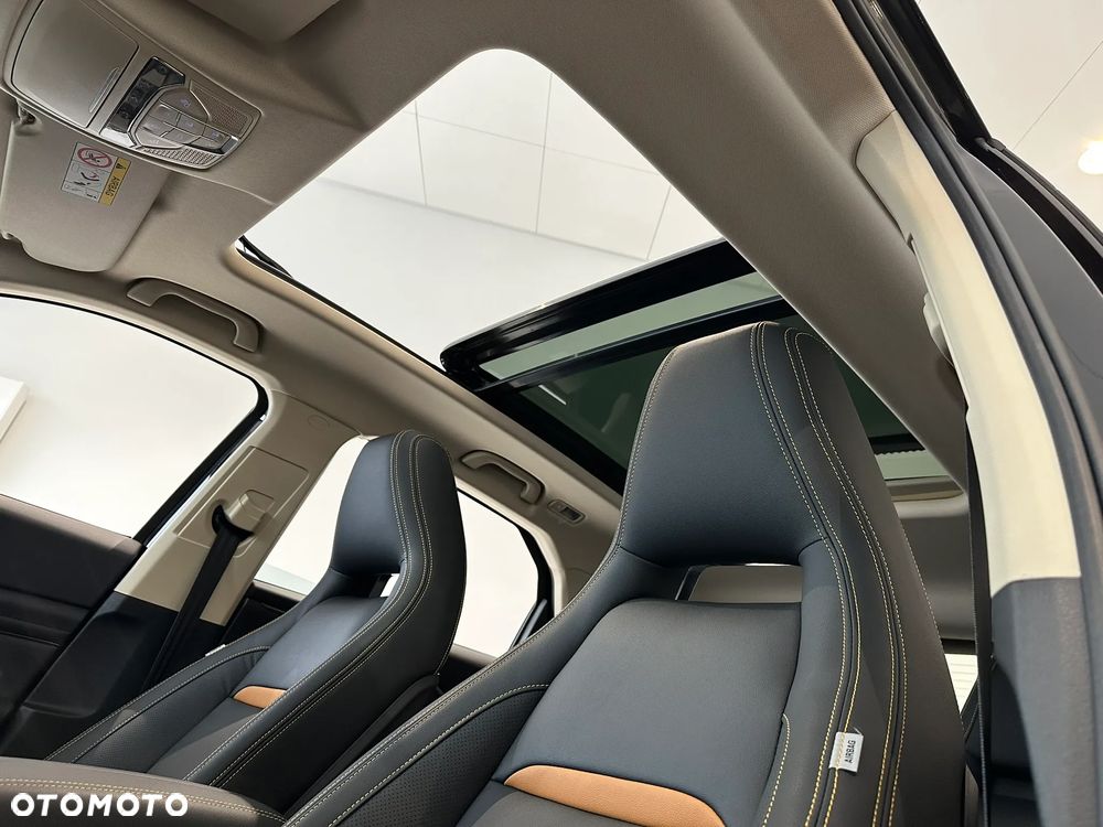 Bestune T77 1.5T Business DCT - 9